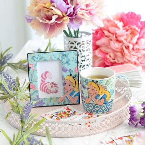 Alice in Wonderland Mug 360ml