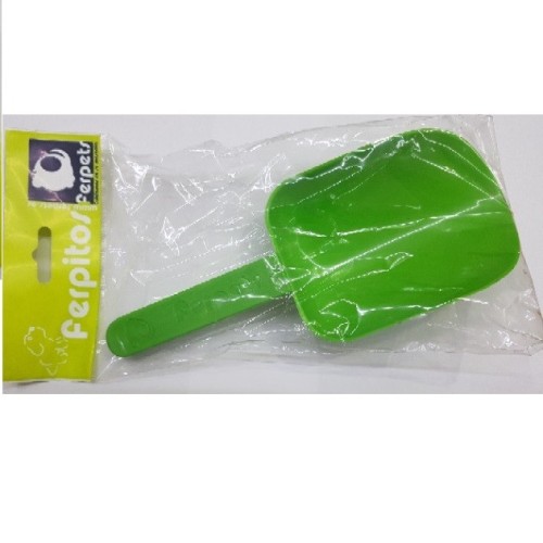 Plastic Pourer 250ml | Essential Pet Tool