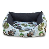 Cama Cuadrada para Perros con Calaveras 60x55
