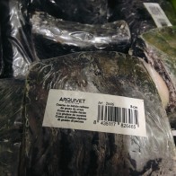 Buffalo Horns Stuffed with Sheep Fat 8 cms. 20 Uds
