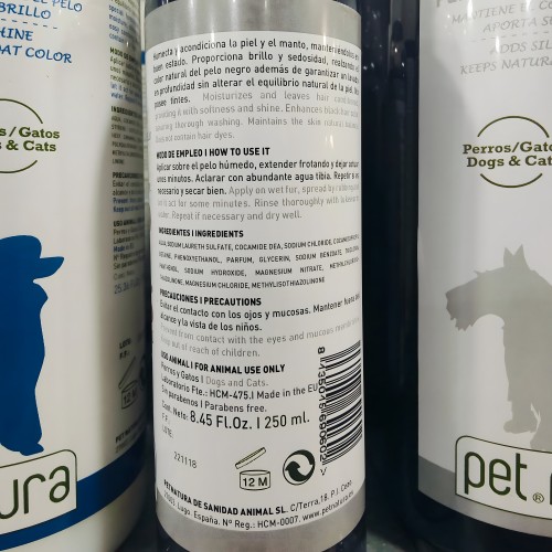 Black Coat Shampoo by Pet Natura