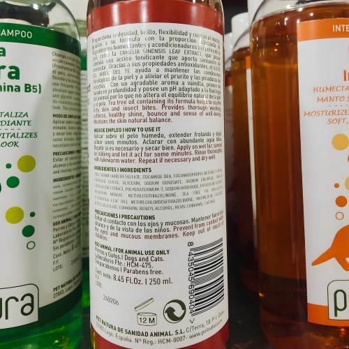 Tea Tree Oil Shampoo 250ml by Pet Natura