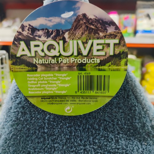 Foldable Triangle Scratcher