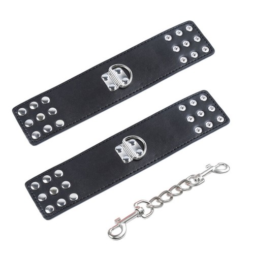 Ohmama Metal Brooch Restraint Doll