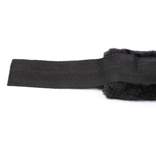 Wrist Restraints with Fur for Intimate Adventures