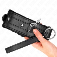 KINK Adjustable Choker with Leash for Elegant Control