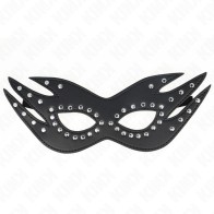Kink Polyurethane Mask with Studs