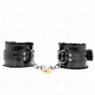 Adjustable Lightweight Kink Cuffs for Comfortable Control