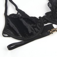 Set De 3 Piezas Sujetador + Tanga + Liga Negro para Seducción Inigualable