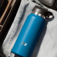 Fuck Flask: Discreet Vagina Stimulator for Private Pleasure