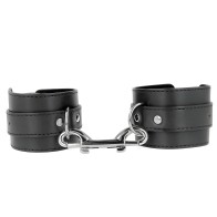 Kink Simple Wrist Restraints with Studs
