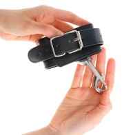 Kink Simple Wrist Restraints with Studs