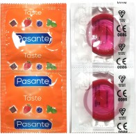 Pasante Strawberry Flavored Condoms