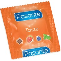 Pasante Strawberry Flavored Condoms